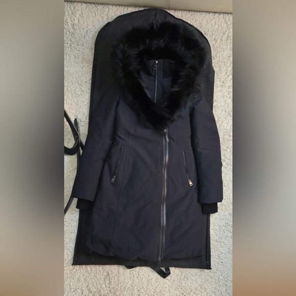 Women's Black Fur-Trimmed Jacket - Picture 3 of 10
